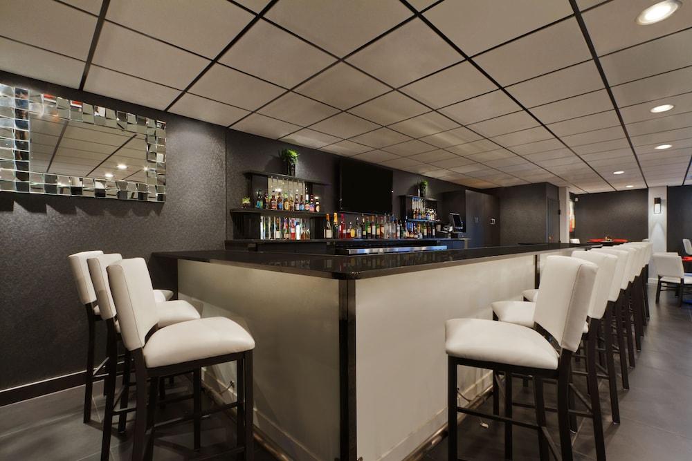 Comfort Inn & Suites Glen Mills - West Chester Dış mekan fotoğraf