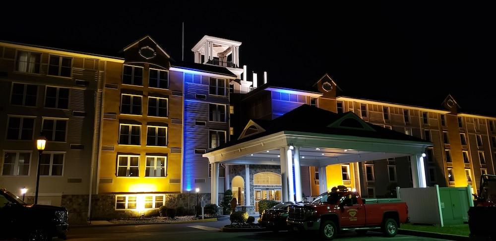 Comfort Inn & Suites Glen Mills - West Chester Dış mekan fotoğraf