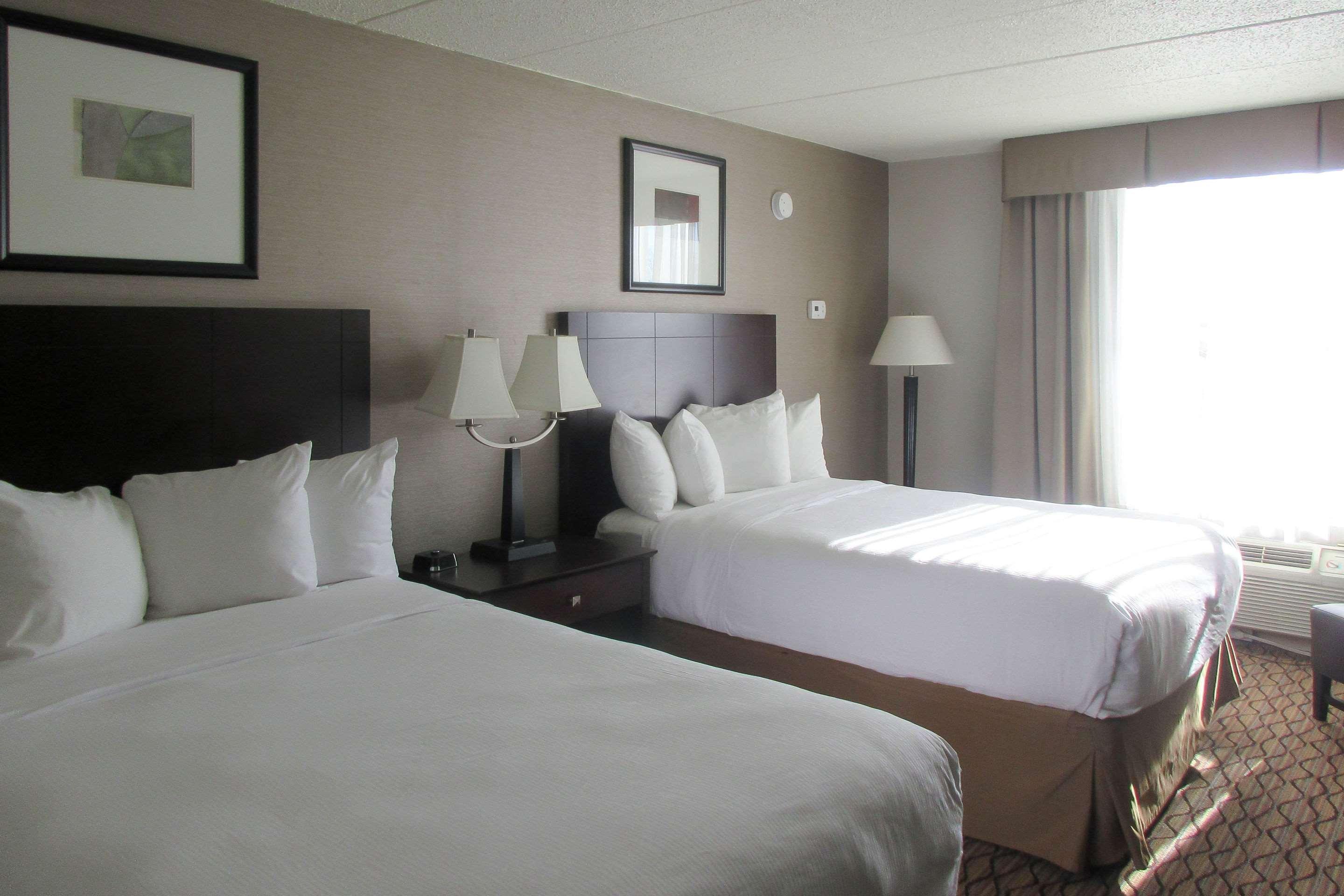 Comfort Inn & Suites Glen Mills - West Chester Dış mekan fotoğraf