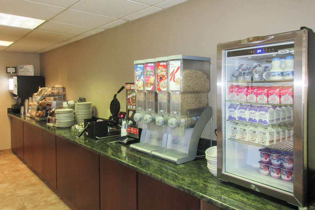 Comfort Inn & Suites Glen Mills - West Chester Restoran fotoğraf